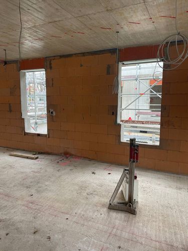 Wandsägearbeiten für flexible Raumgestaltung im Gebäude
